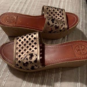 Tory Burch gold wedge sandal 7.5